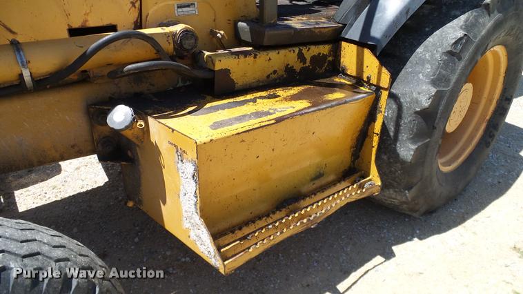 image for item DA6143 1998 Case 580L backhoe