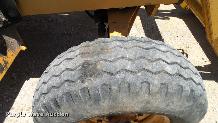 image for item DA6143 1998 Case 580L backhoe