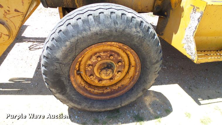 image for item DA6143 1998 Case 580L backhoe