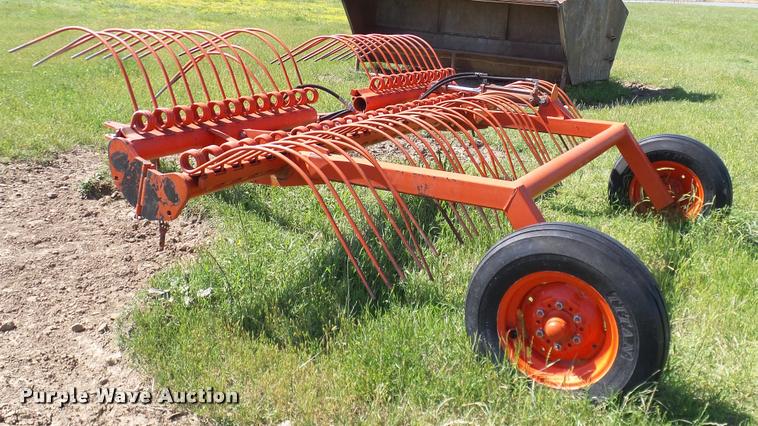 image for item DA6150 Savage 7218 pecan rake