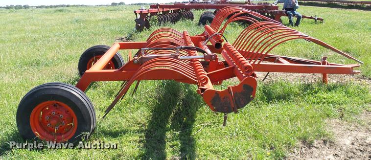 image for item DA6150 Savage 7218 pecan rake