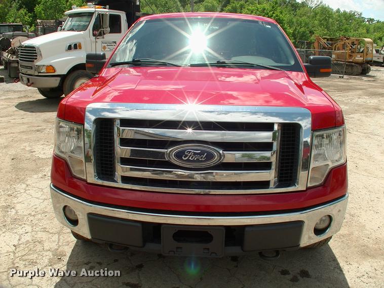 image for item DC7225 2010 Ford F150 SuperCab pickup truck