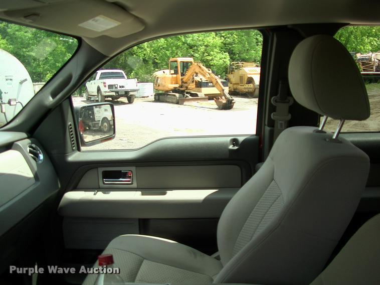 image for item DC7225 2010 Ford F150 SuperCab pickup truck