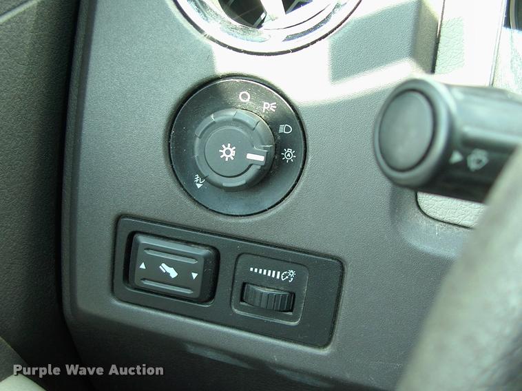 image for item DC7225 2010 Ford F150 SuperCab pickup truck