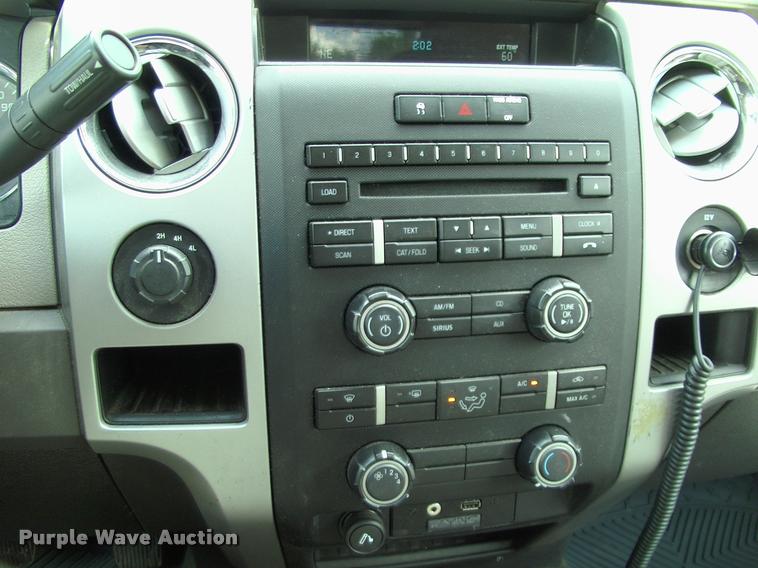 image for item DC7225 2010 Ford F150 SuperCab pickup truck