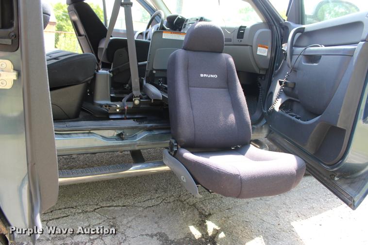 image for item DC7226 2011 Chevrolet Silverado 1500 Ext. Cab pickup truck