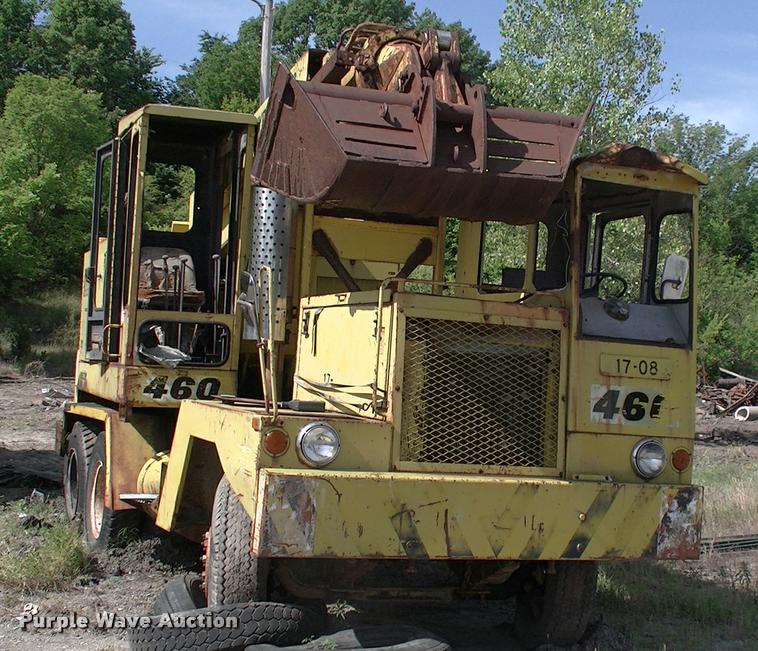 image for item DP9264 1980 Badger 460 Hydro-Scopic rubber tire excavator