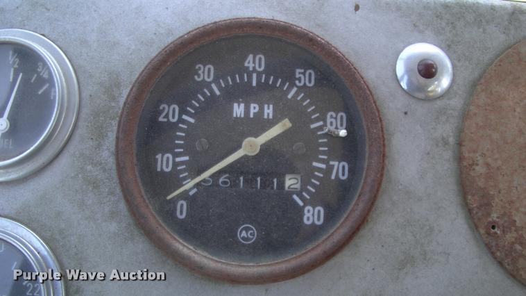 image for item DP9264 1980 Badger 460 Hydro-Scopic rubber tire excavator