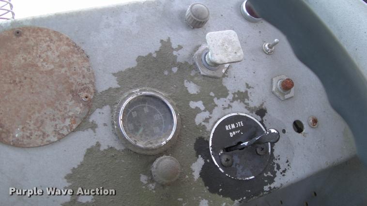 image for item DP9264 1980 Badger 460 Hydro-Scopic rubber tire excavator