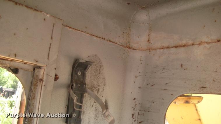 image for item DP9264 1980 Badger 460 Hydro-Scopic rubber tire excavator