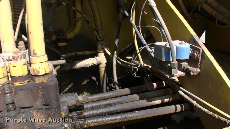 image for item DP9264 1980 Badger 460 Hydro-Scopic rubber tire excavator