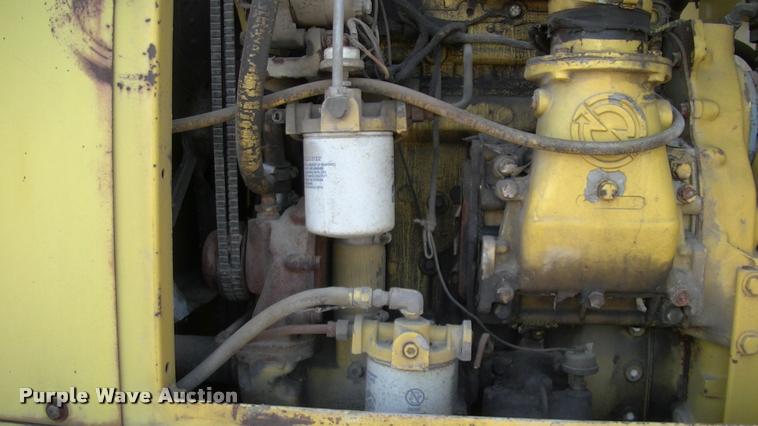 image for item DP9264 1980 Badger 460 Hydro-Scopic rubber tire excavator