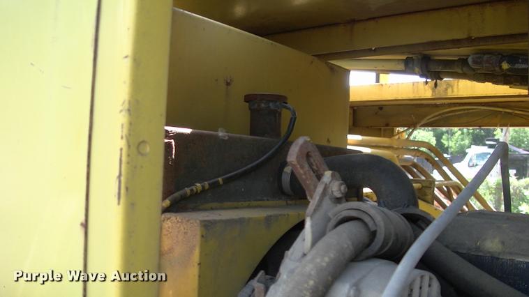 image for item DP9264 1980 Badger 460 Hydro-Scopic rubber tire excavator