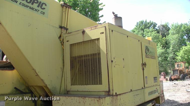 image for item DP9264 1980 Badger 460 Hydro-Scopic rubber tire excavator