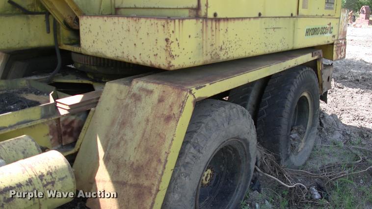 image for item DP9264 1980 Badger 460 Hydro-Scopic rubber tire excavator