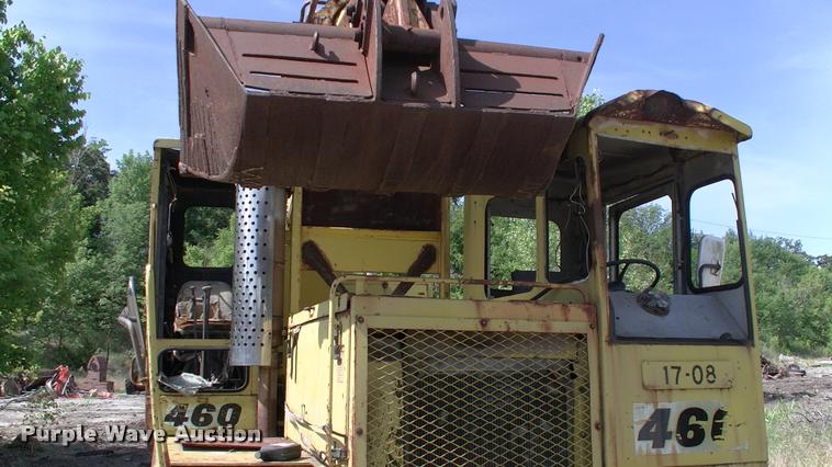 image for item DP9264 1980 Badger 460 Hydro-Scopic rubber tire excavator