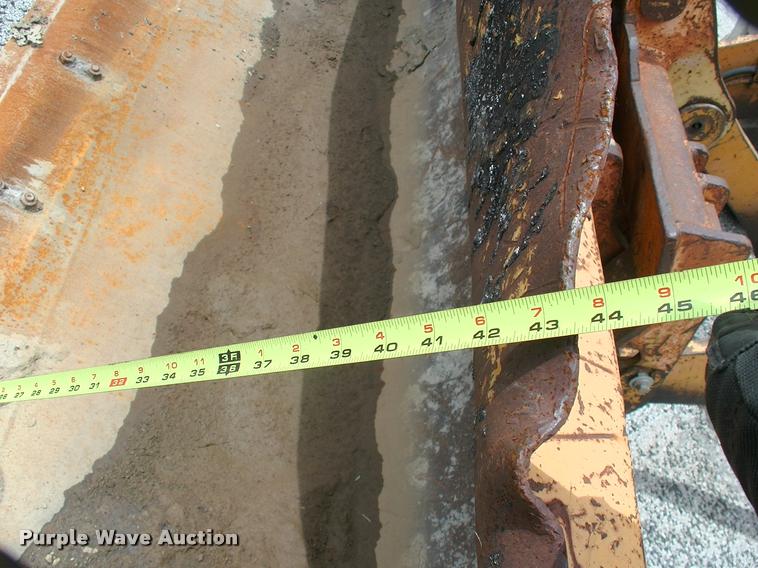 image for item DP9302 1998 Hyundai HL730-3 wheel loader