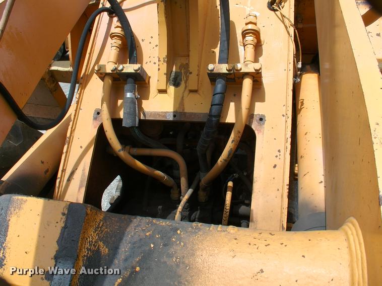 image for item DP9302 1998 Hyundai HL730-3 wheel loader