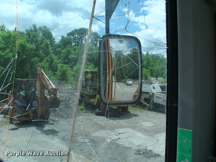 image for item DP9302 1998 Hyundai HL730-3 wheel loader