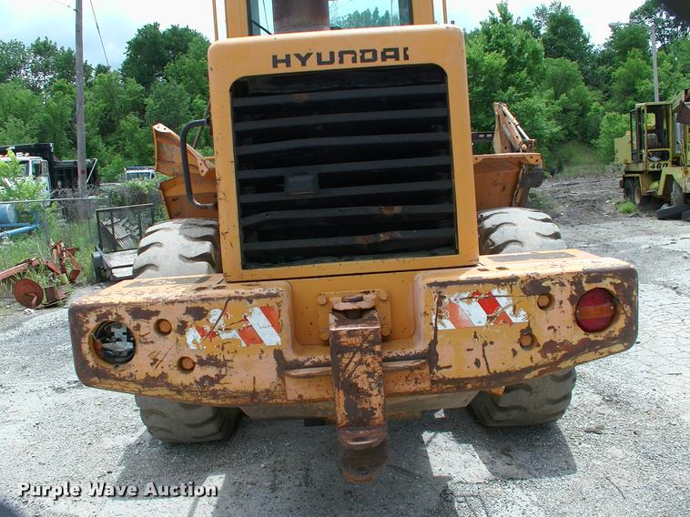image for item DP9302 1998 Hyundai HL730-3 wheel loader