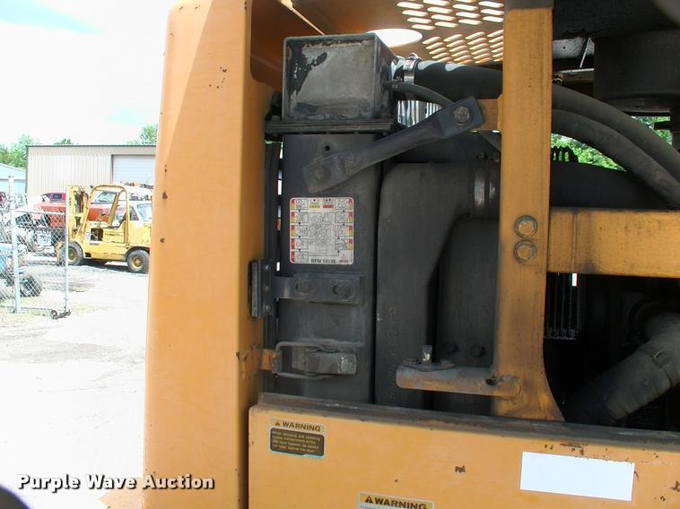 image for item DP9302 1998 Hyundai HL730-3 wheel loader