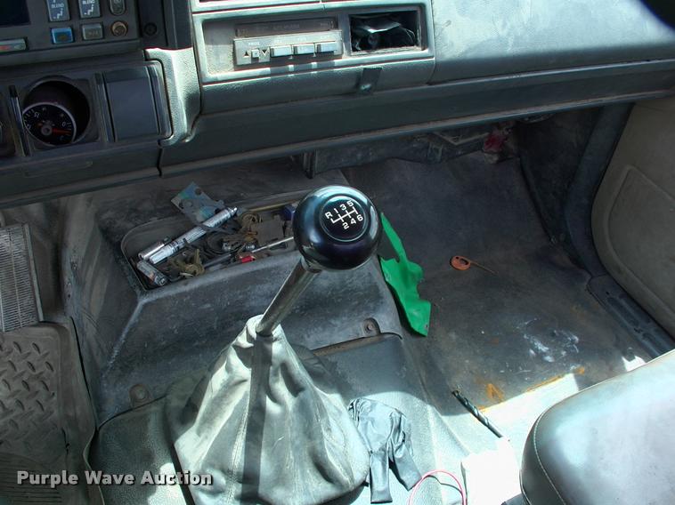 image for item DP9303 1995 Chevrolet Kodiak service truck