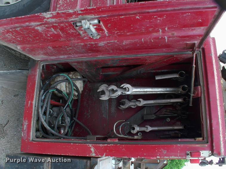 image for item DP9303 1995 Chevrolet Kodiak service truck