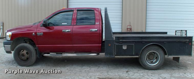 image for item DP9304 2008 Dodge Ram 3500 SLT Quad Cab flatbed pickup truck