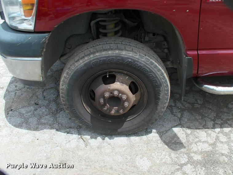 image for item DP9304 2008 Dodge Ram 3500 SLT Quad Cab flatbed pickup truck