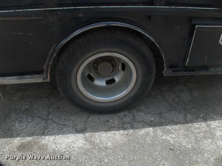 image for item DP9304 2008 Dodge Ram 3500 SLT Quad Cab flatbed pickup truck