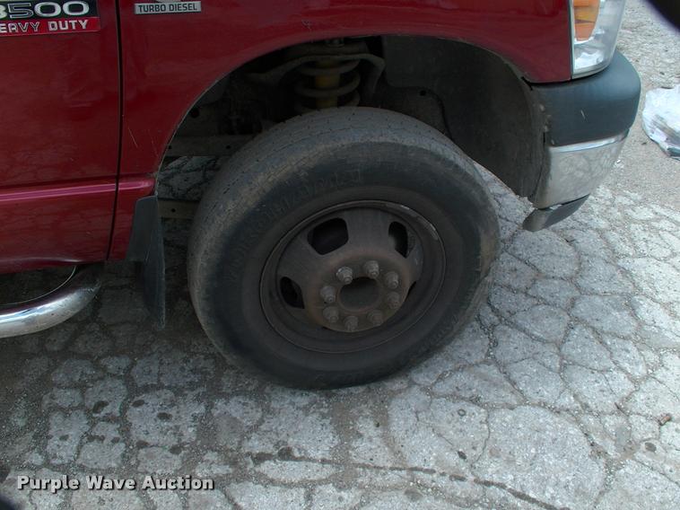 image for item DP9304 2008 Dodge Ram 3500 SLT Quad Cab flatbed pickup truck