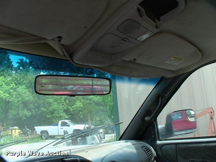 image for item DP9316 2001 Dodge Ram 3500 flatbed pickup truck