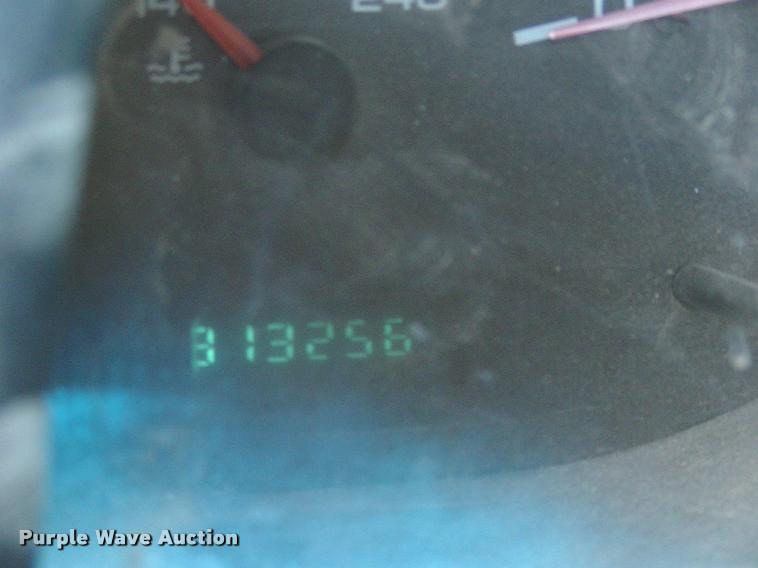 image for item DP9316 2001 Dodge Ram 3500 flatbed pickup truck