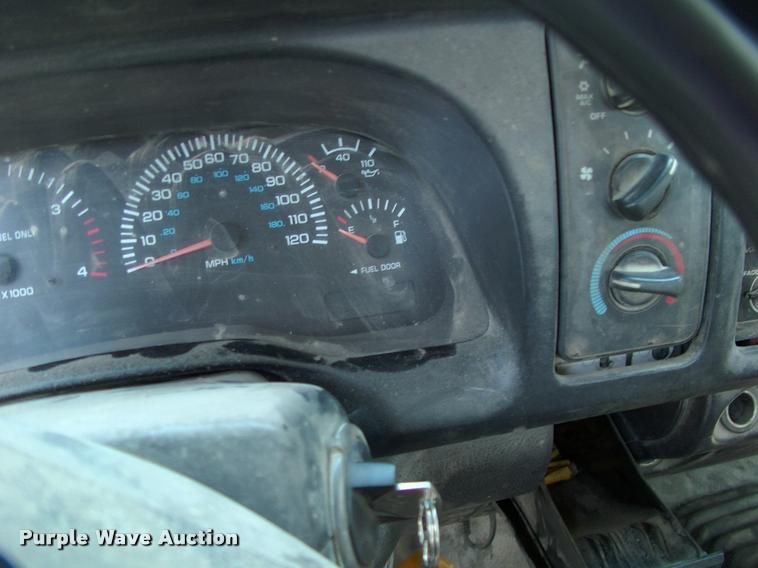 image for item DP9316 2001 Dodge Ram 3500 flatbed pickup truck