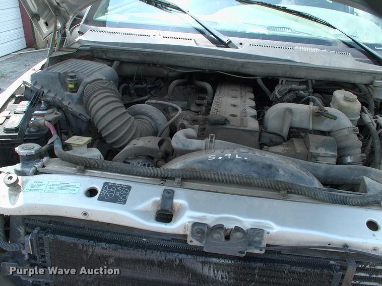 image for item DP9316 2001 Dodge Ram 3500 flatbed pickup truck