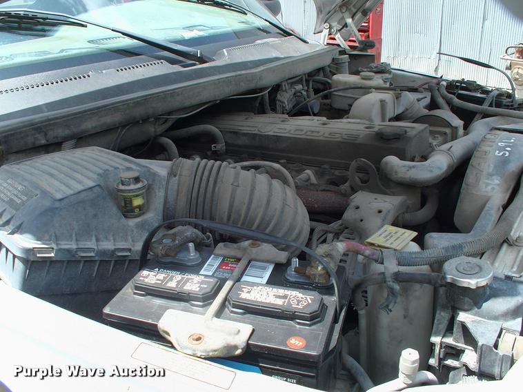 image for item DP9316 2001 Dodge Ram 3500 flatbed pickup truck