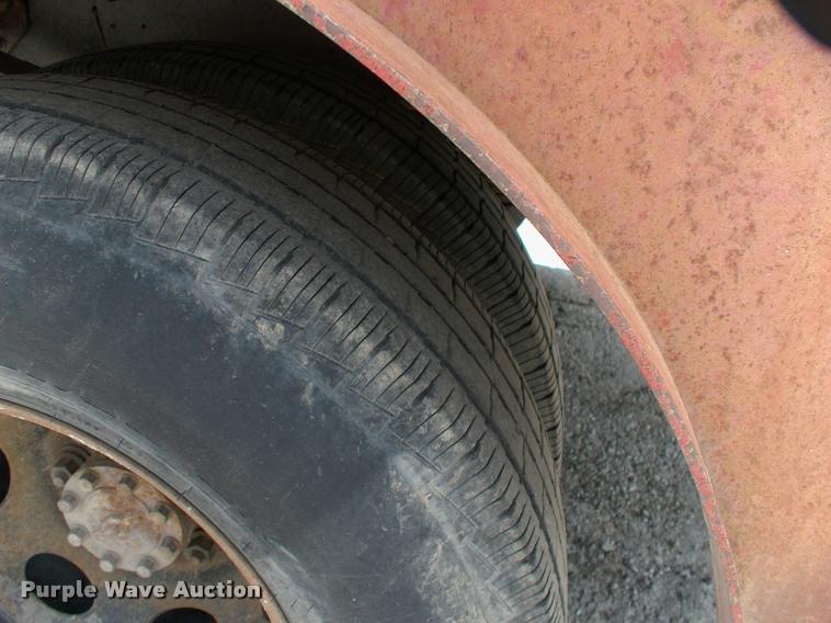 image for item DP9316 2001 Dodge Ram 3500 flatbed pickup truck