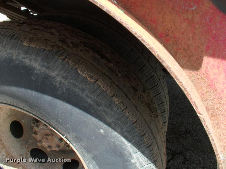 image for item DP9316 2001 Dodge Ram 3500 flatbed pickup truck