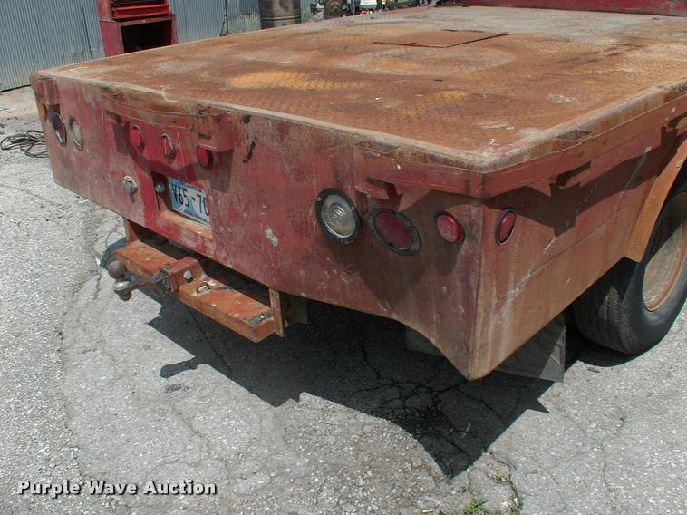 image for item DP9316 2001 Dodge Ram 3500 flatbed pickup truck