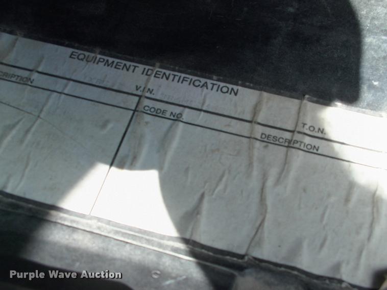 image for item DP9316 2001 Dodge Ram 3500 flatbed pickup truck