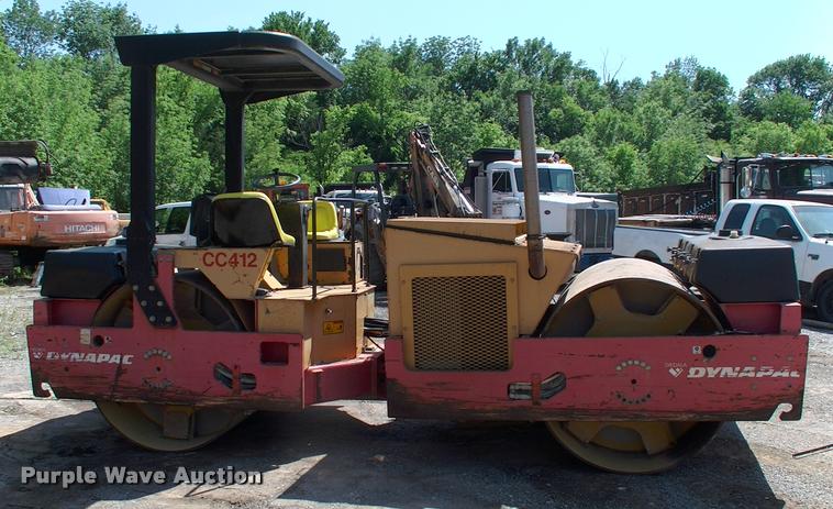 image for item DP9369 Dynapac CC412 double drum roller