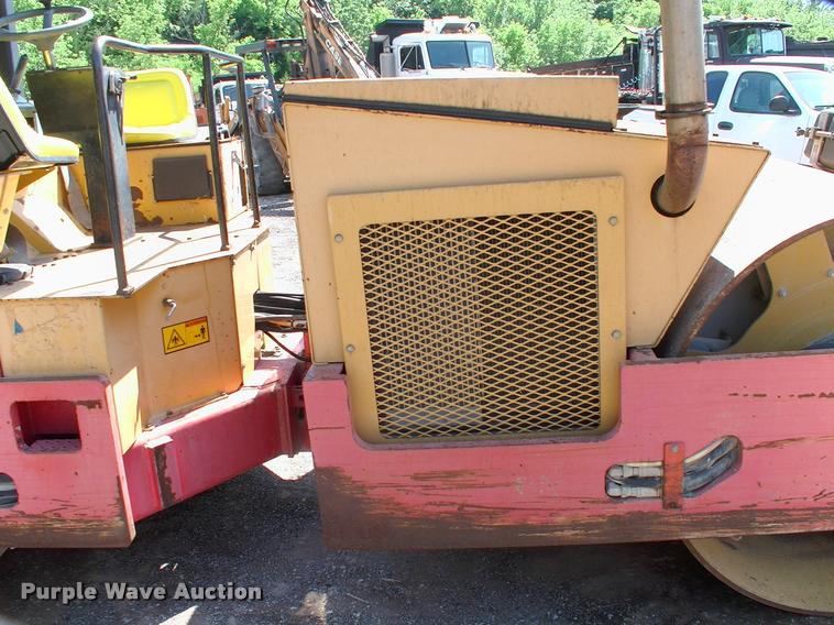 image for item DP9369 Dynapac CC412 double drum roller
