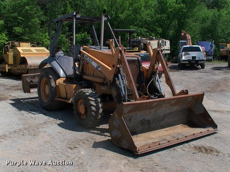 image for item DP9370 2001 Case 570M XT landscape tractor
