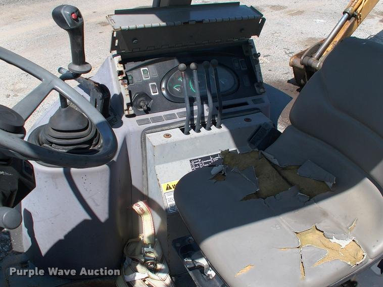 image for item DP9370 2001 Case 570M XT landscape tractor