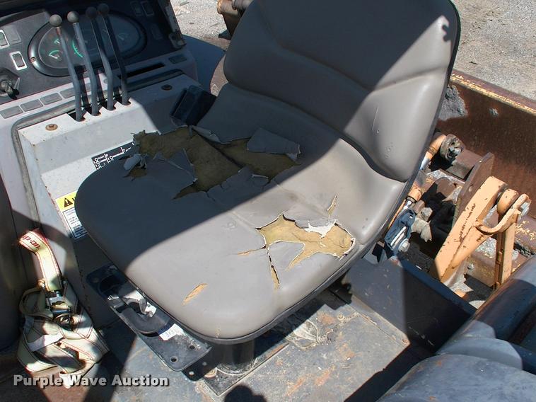 image for item DP9370 2001 Case 570M XT landscape tractor