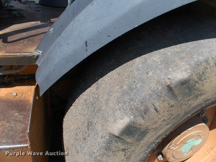 image for item DP9370 2001 Case 570M XT landscape tractor