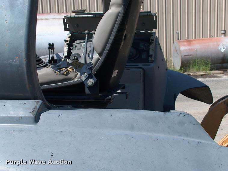 image for item DP9370 2001 Case 570M XT landscape tractor