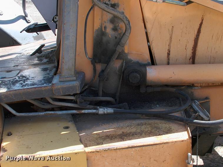 image for item DP9370 2001 Case 570M XT landscape tractor