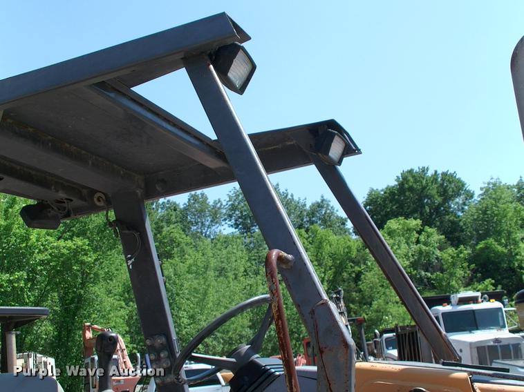 image for item DP9370 2001 Case 570M XT landscape tractor