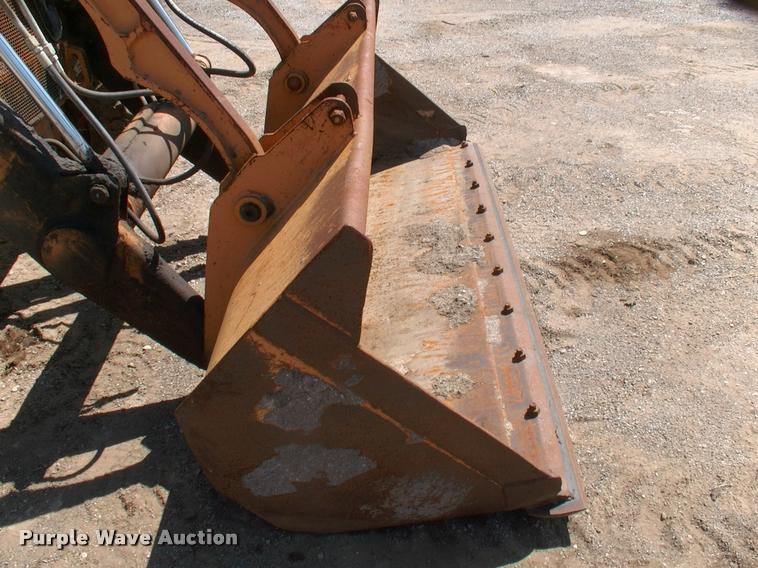 image for item DP9370 2001 Case 570M XT landscape tractor